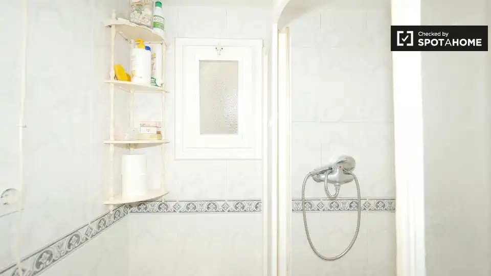 Habitación en alquiler, l'Hospitalet de Llobregat