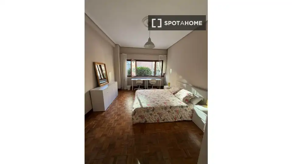 Habitación 98 m², Bilbao