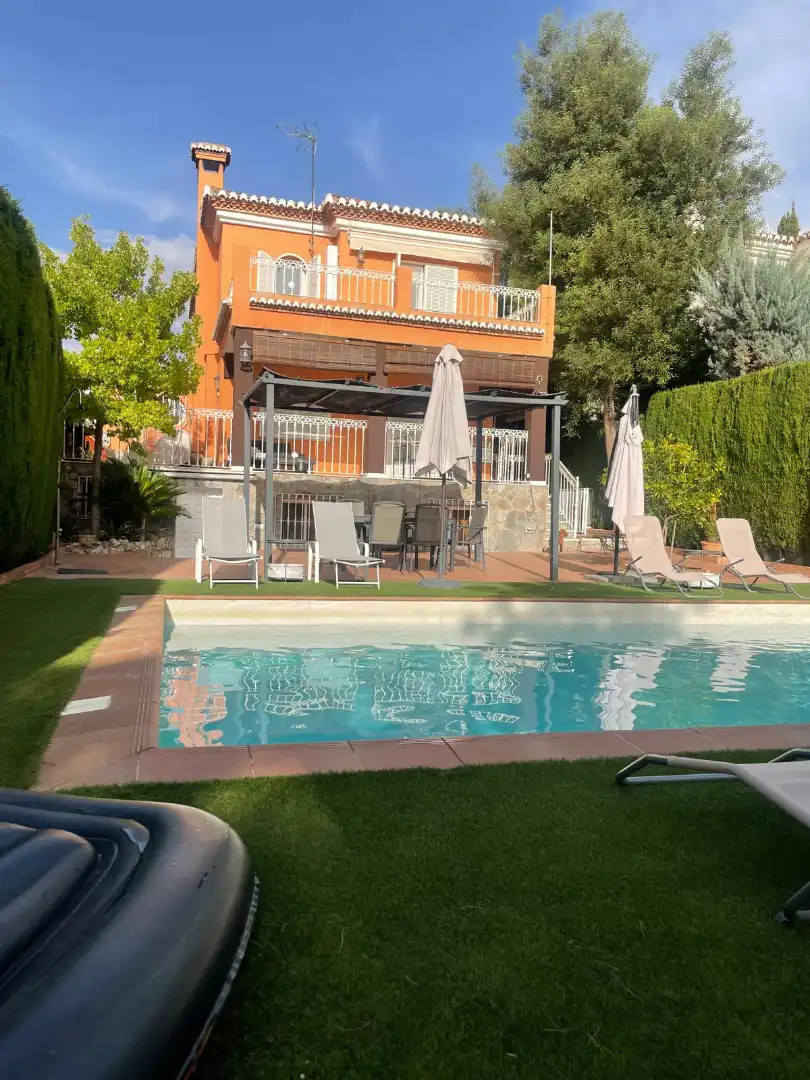 Piso de 280 m² en Monachil