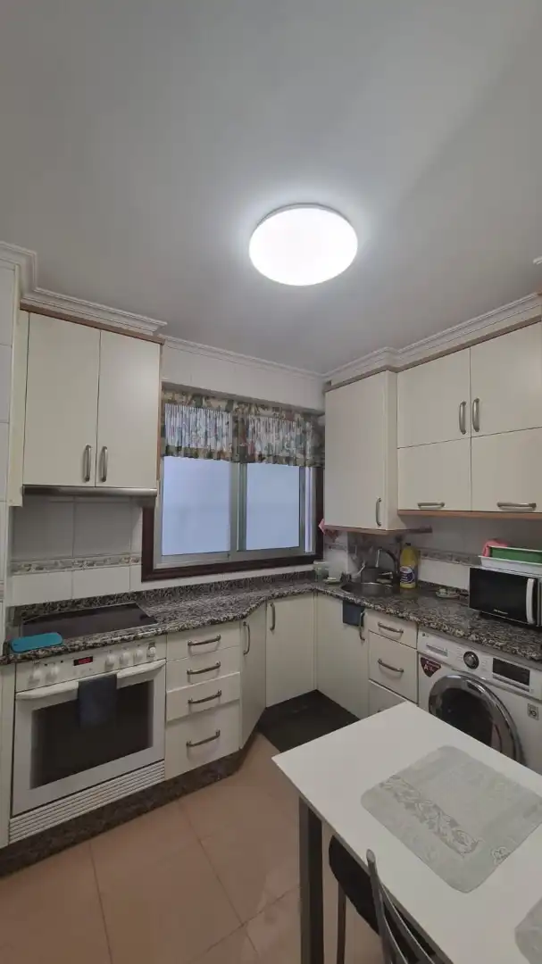Piso de 95 m² en Vigo