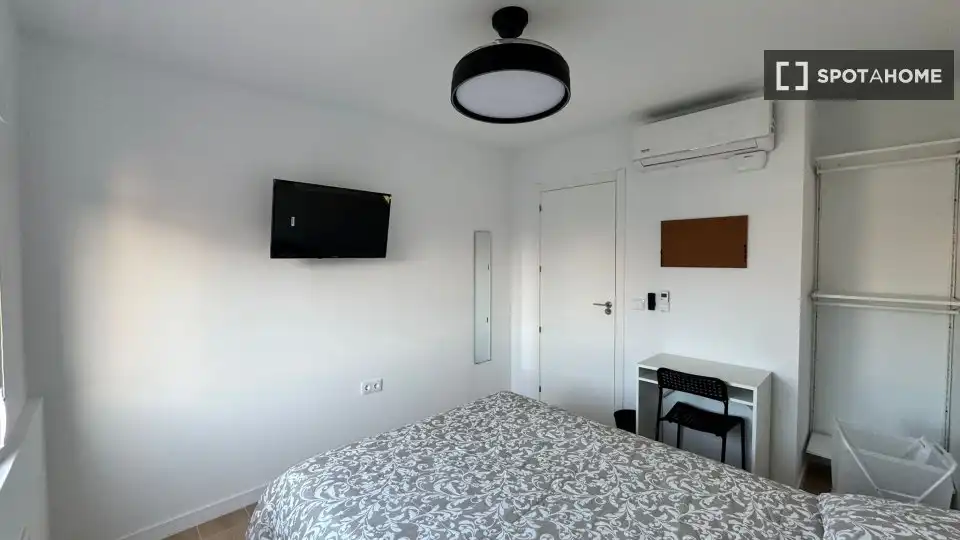 Habitación 90 m², Alicante