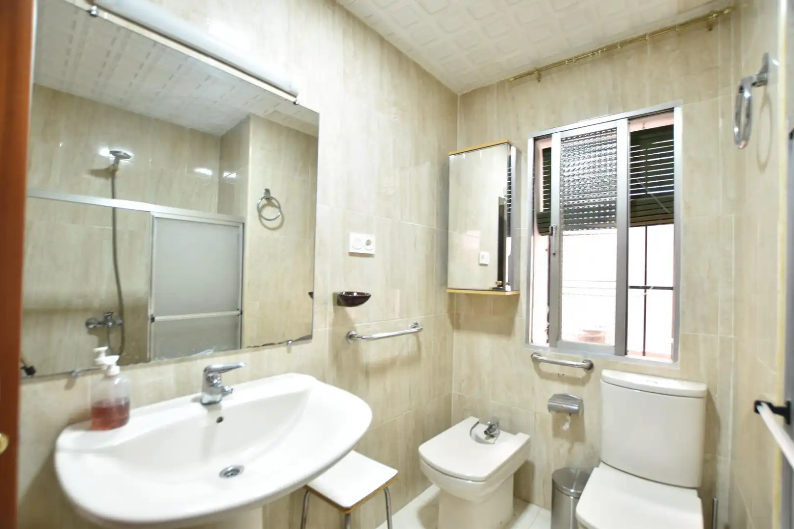 Habitación 103 m², Granada