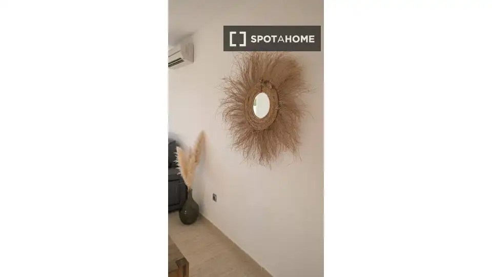Habitación 58 m², Almería