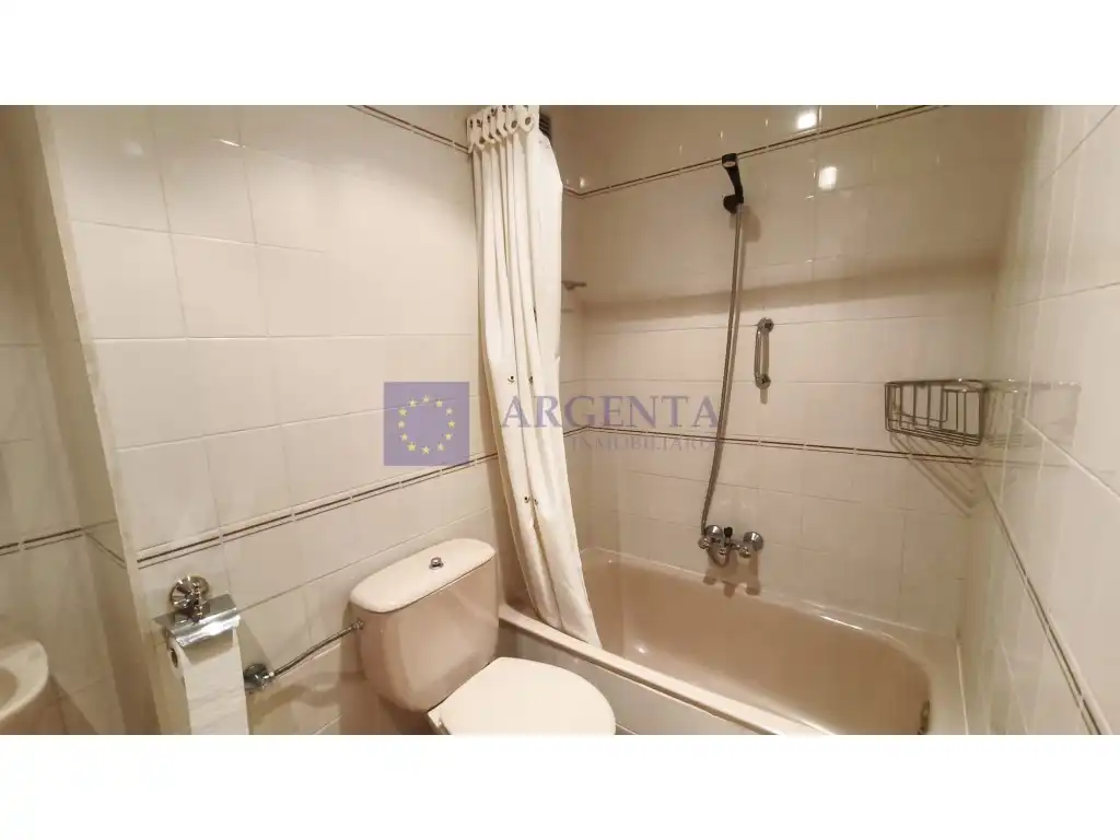 Piso de 100 m² en Cáceres