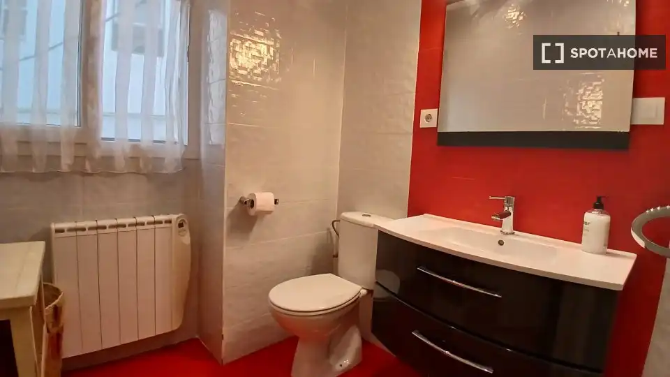 Habitación 69 m², Bilbao