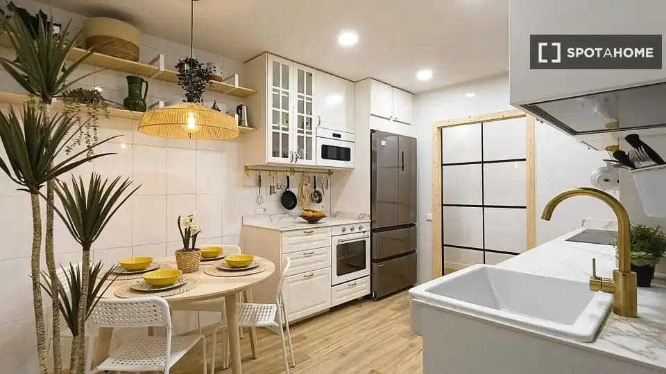 Habitación 143 m², Pamplona