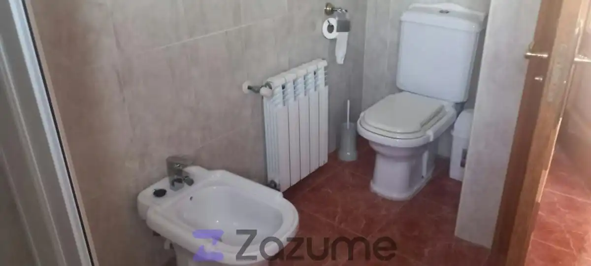 Casa de 320 m² en Manises