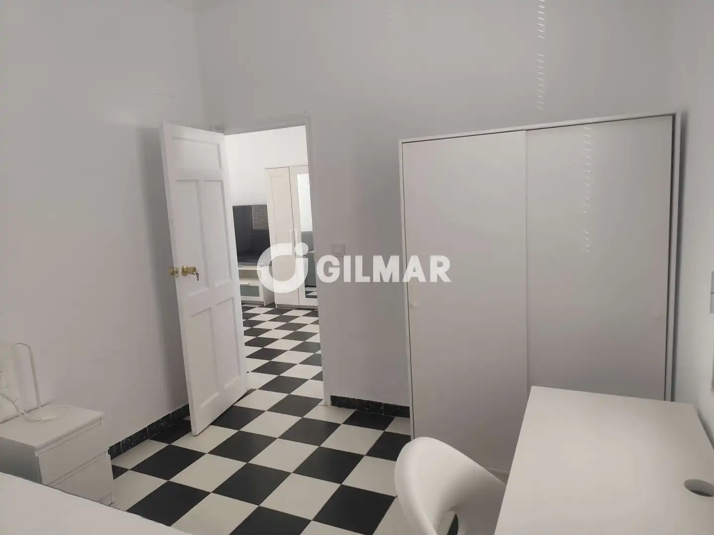 Piso de 80 m² en Sevilla