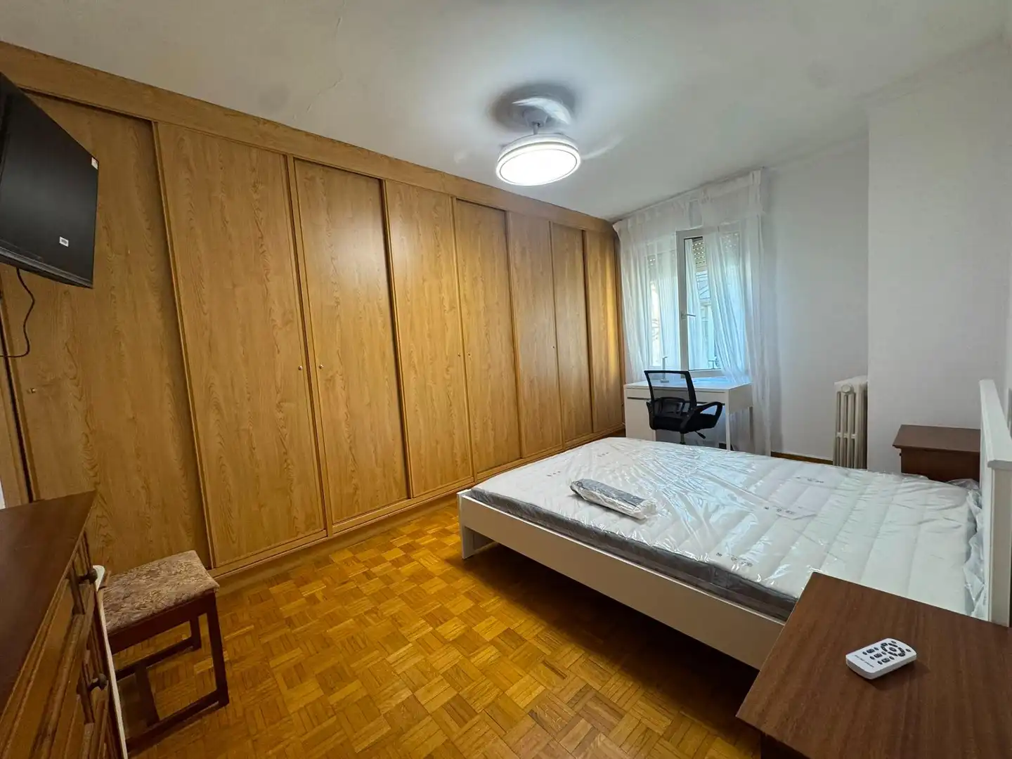 Habitación 269 m², Ourense