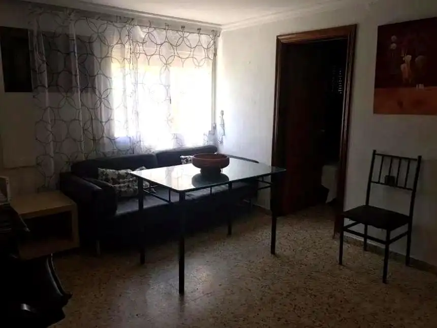 Piso de 60 m² en Sevilla