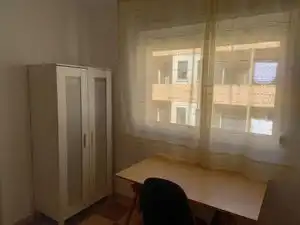 Piso de 90 m² en Granada