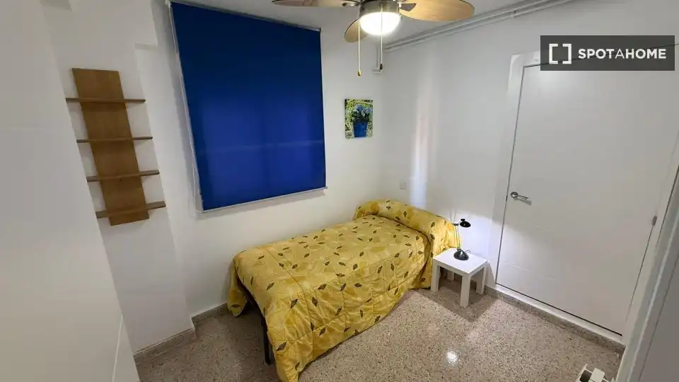 Habitación 104 m², Alicante