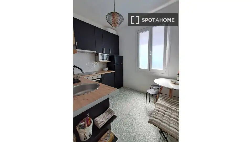 Habitación 81 m², Bilbao