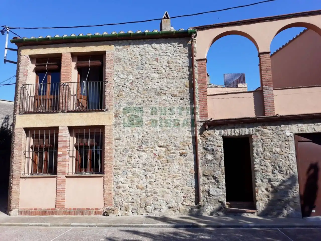 Casa de 143 m² en Ullastret