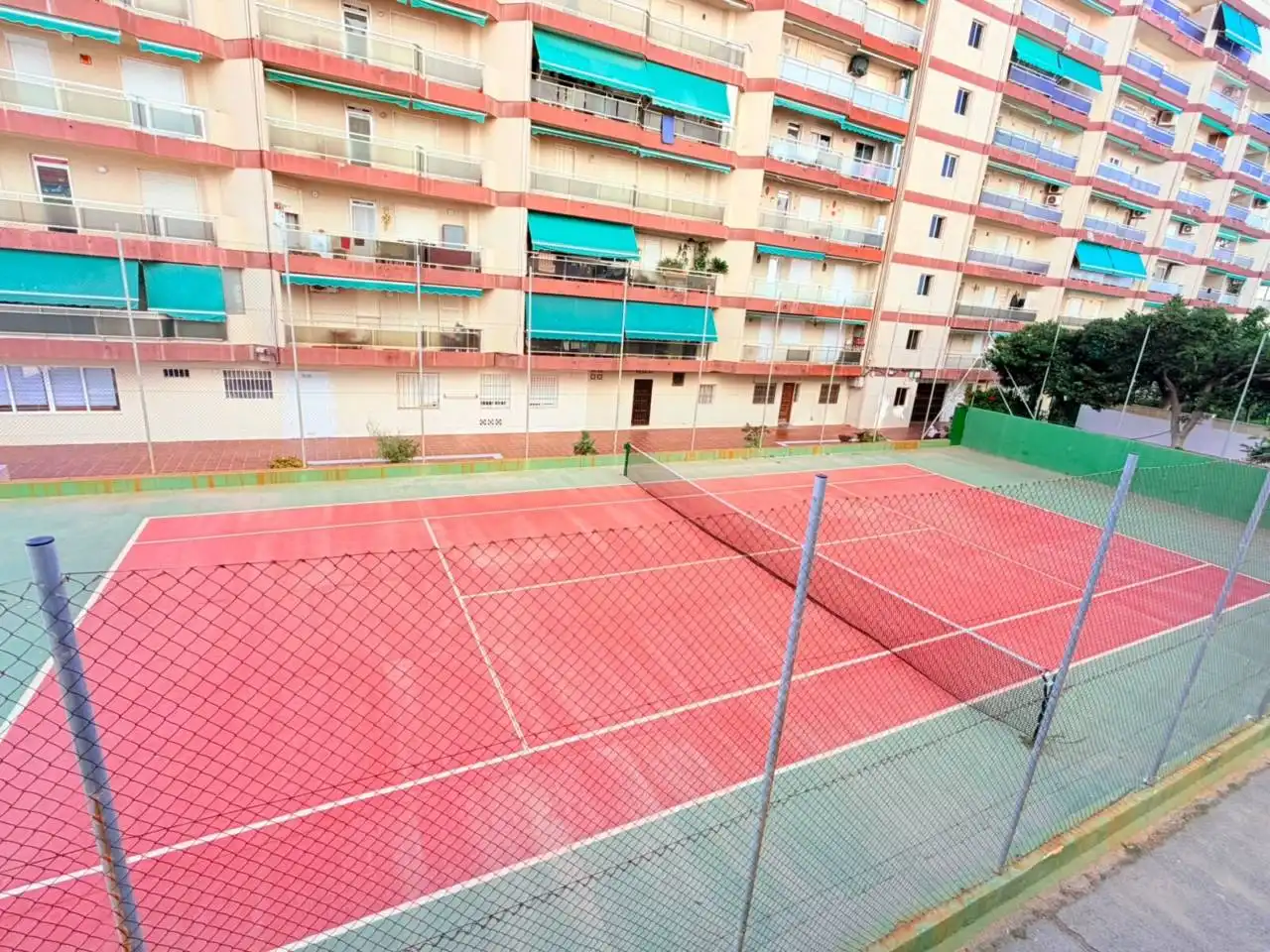 Piso de 75 m² en Almuñécar
