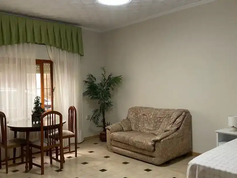 Piso de 300 m² en Herencia