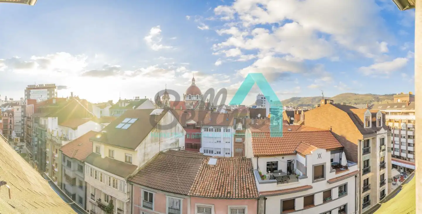 Piso de 63 m² en Oviedo