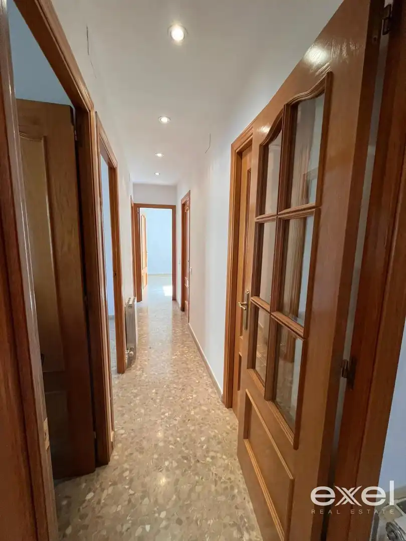 Pis de 110 m² a Cornellà de Llobregat