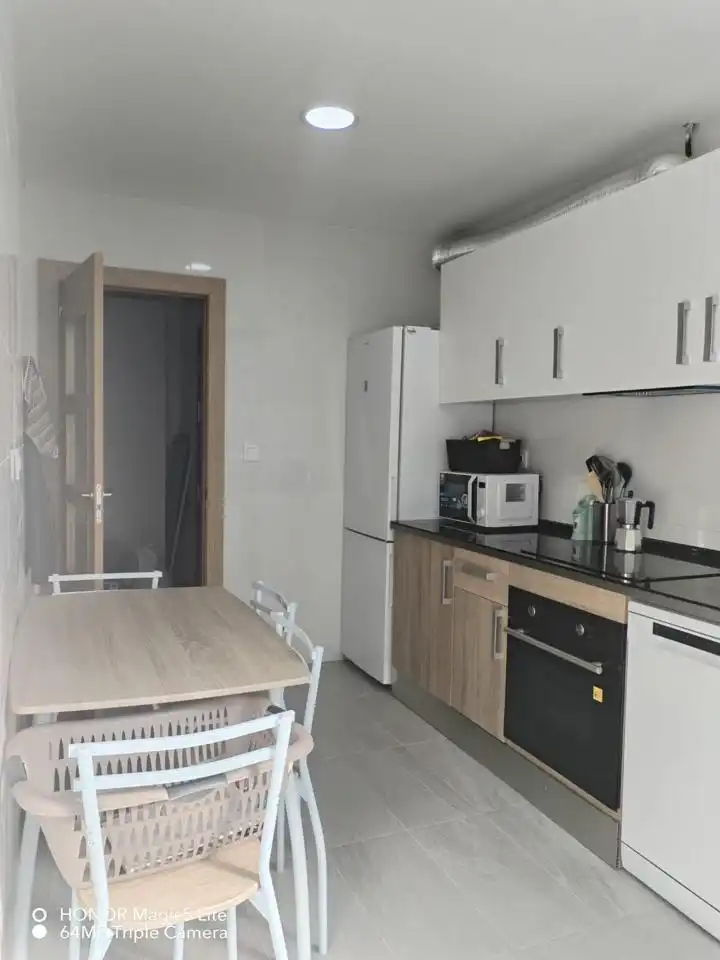 Wohnung 90 m² in Granada