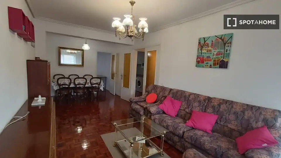 Habitación en alquiler, Pamplona