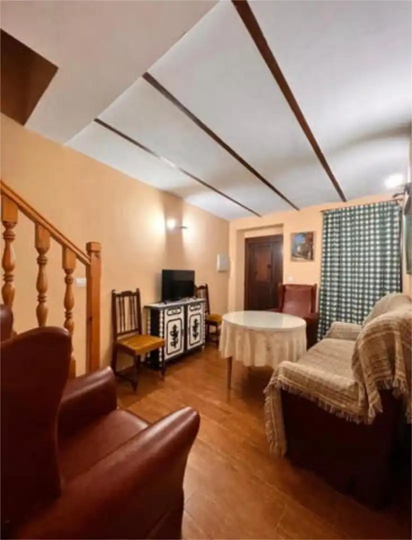 Piso de 100 m² en Torrecillas de la Tiesa