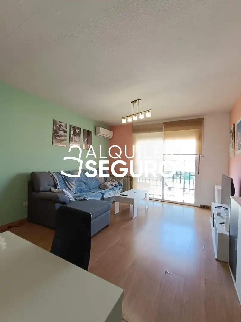 Appartement 65 m² à Yeles
