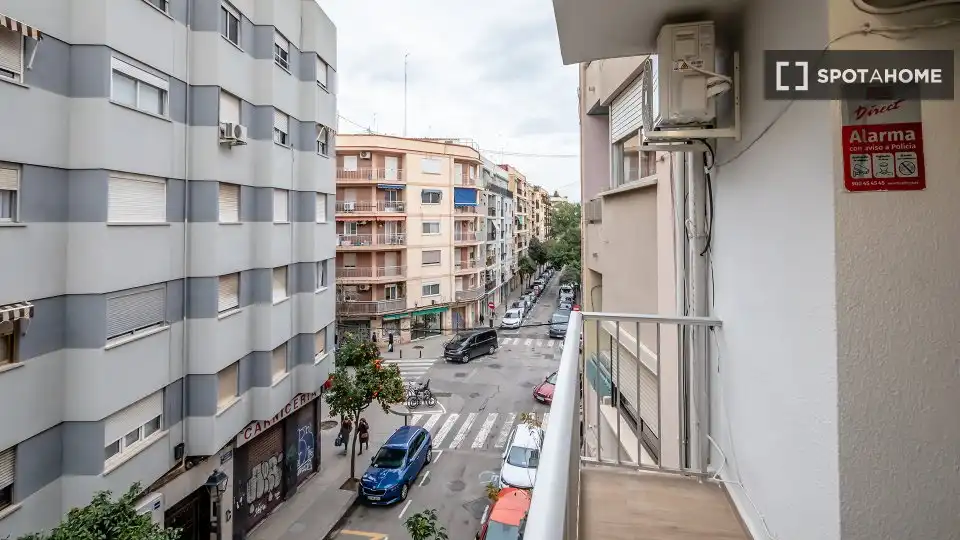 Chambre à louer, Valence