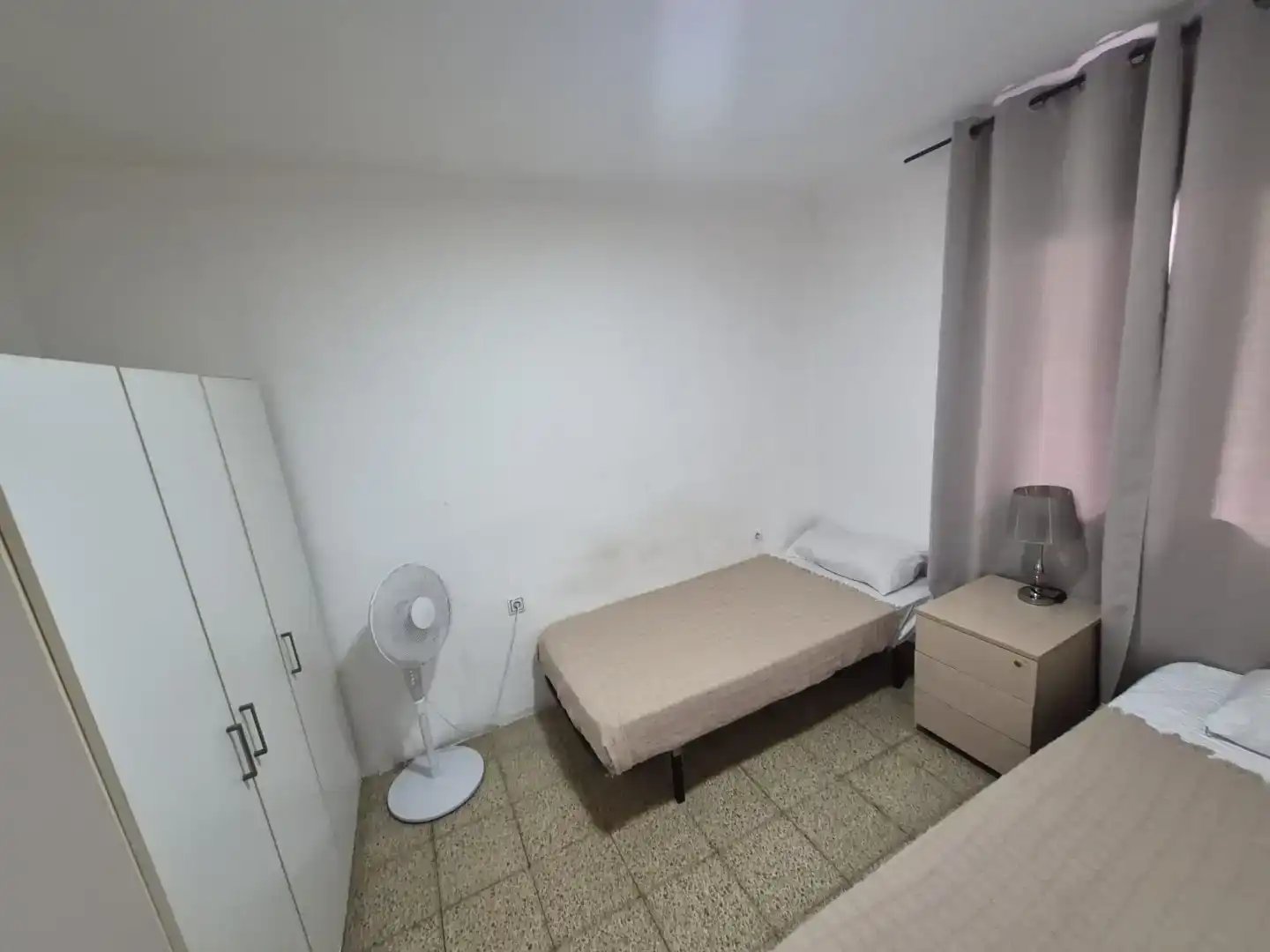 Habitación 9 m², Blanes