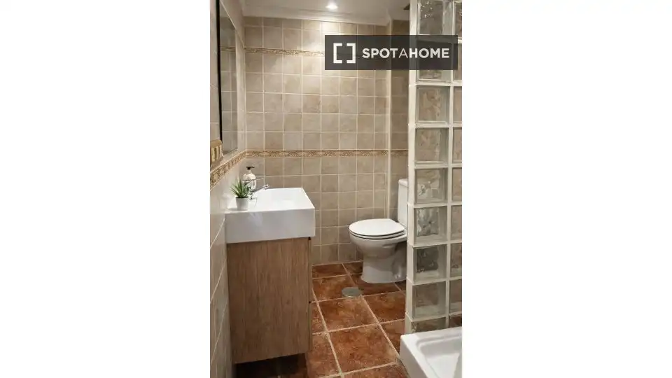Habitación 40 m², Alicante