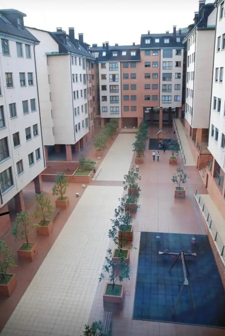 Piso de 67 m² en Oviedo