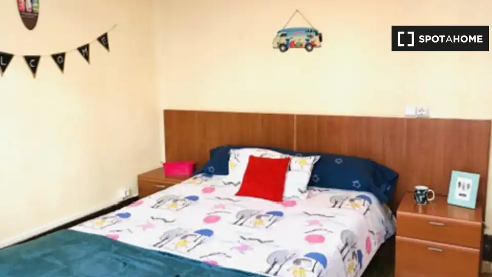 Habitación 104 m², Vigo