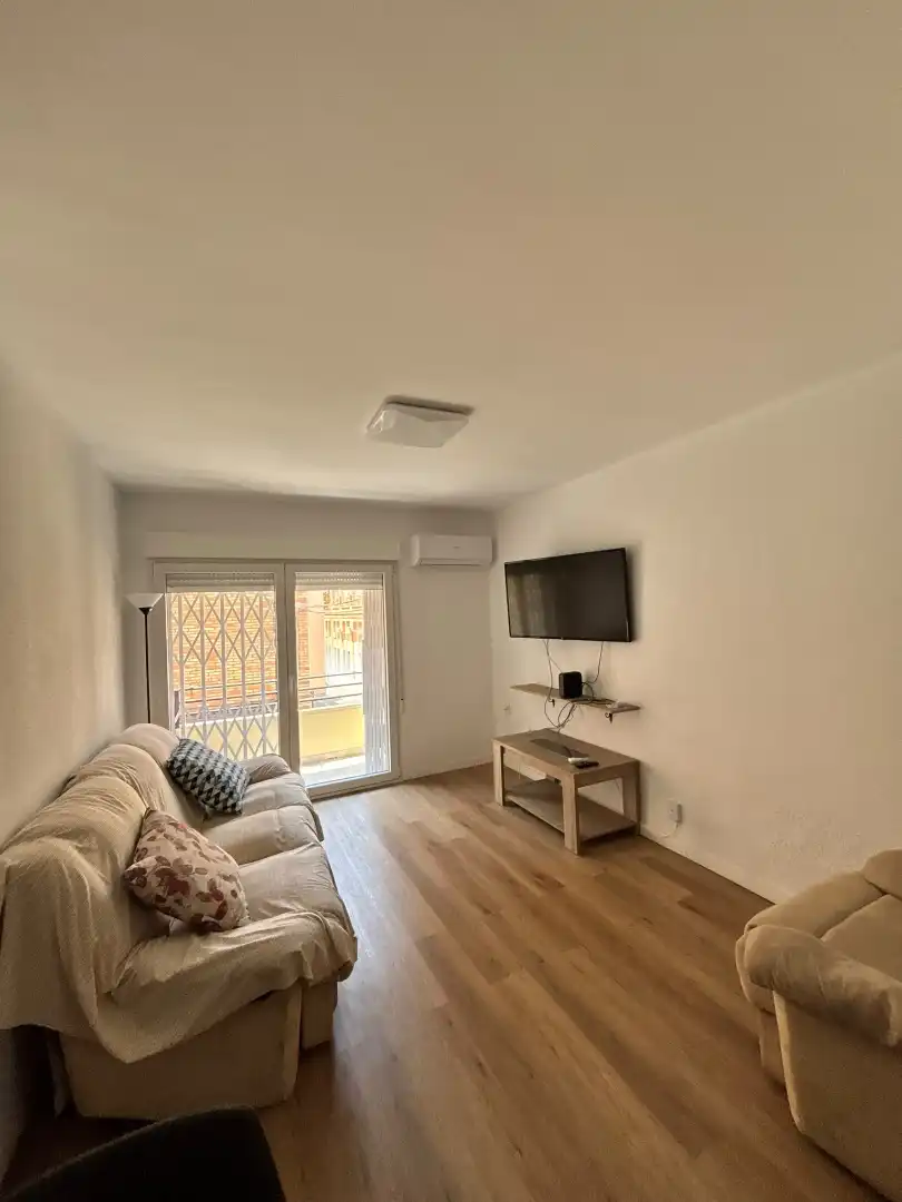 Habitació de lloguer, Burjassot