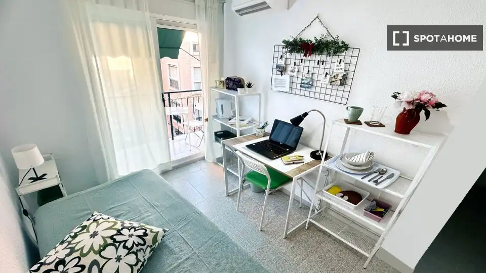 Habitación 127 m², Alicante