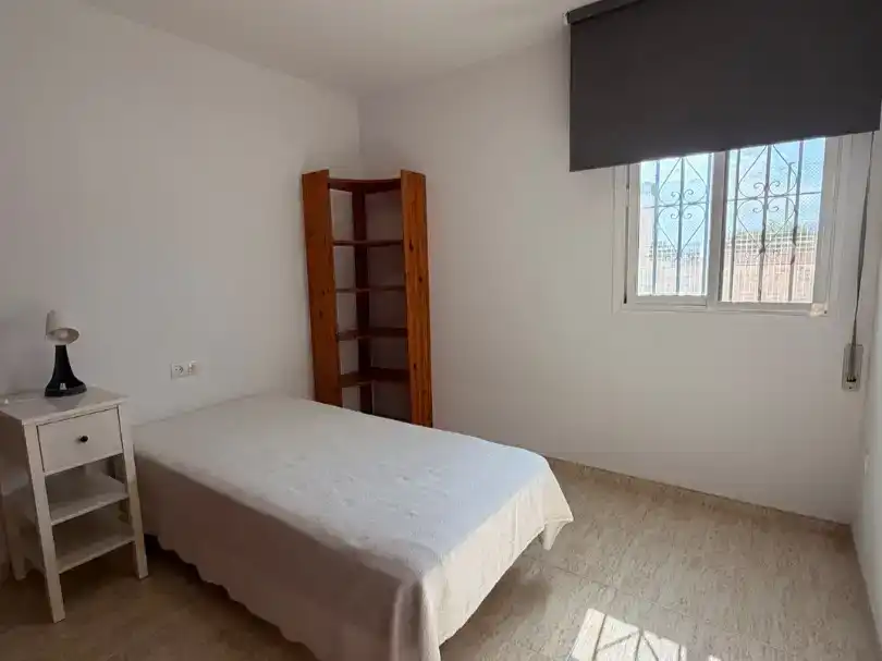 Habitación 133 m², Almería