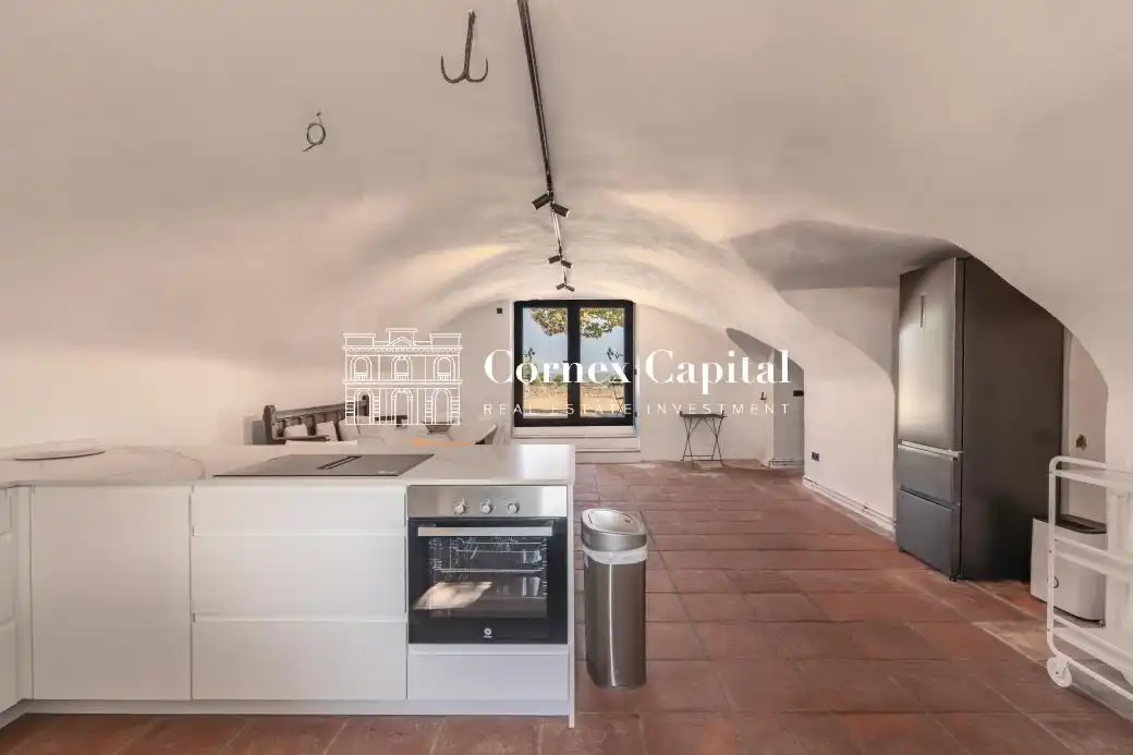 Casa de 1000 m² en Rupià