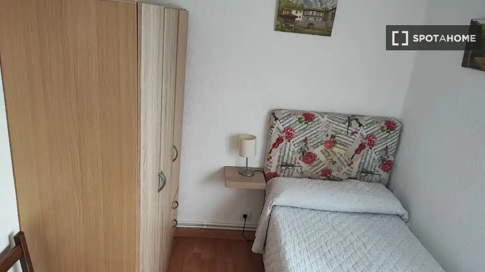 Habitación 104 m², Santander