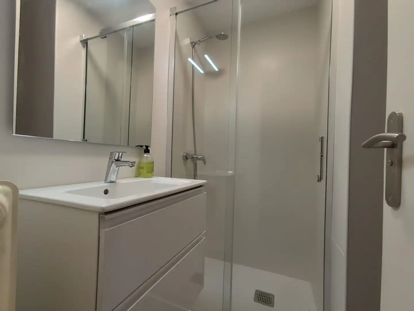 Habitación 100 m², Pamplona