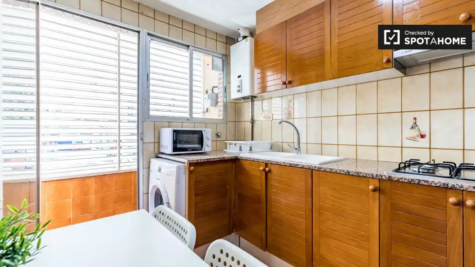 Habitación 100 m², Valencia