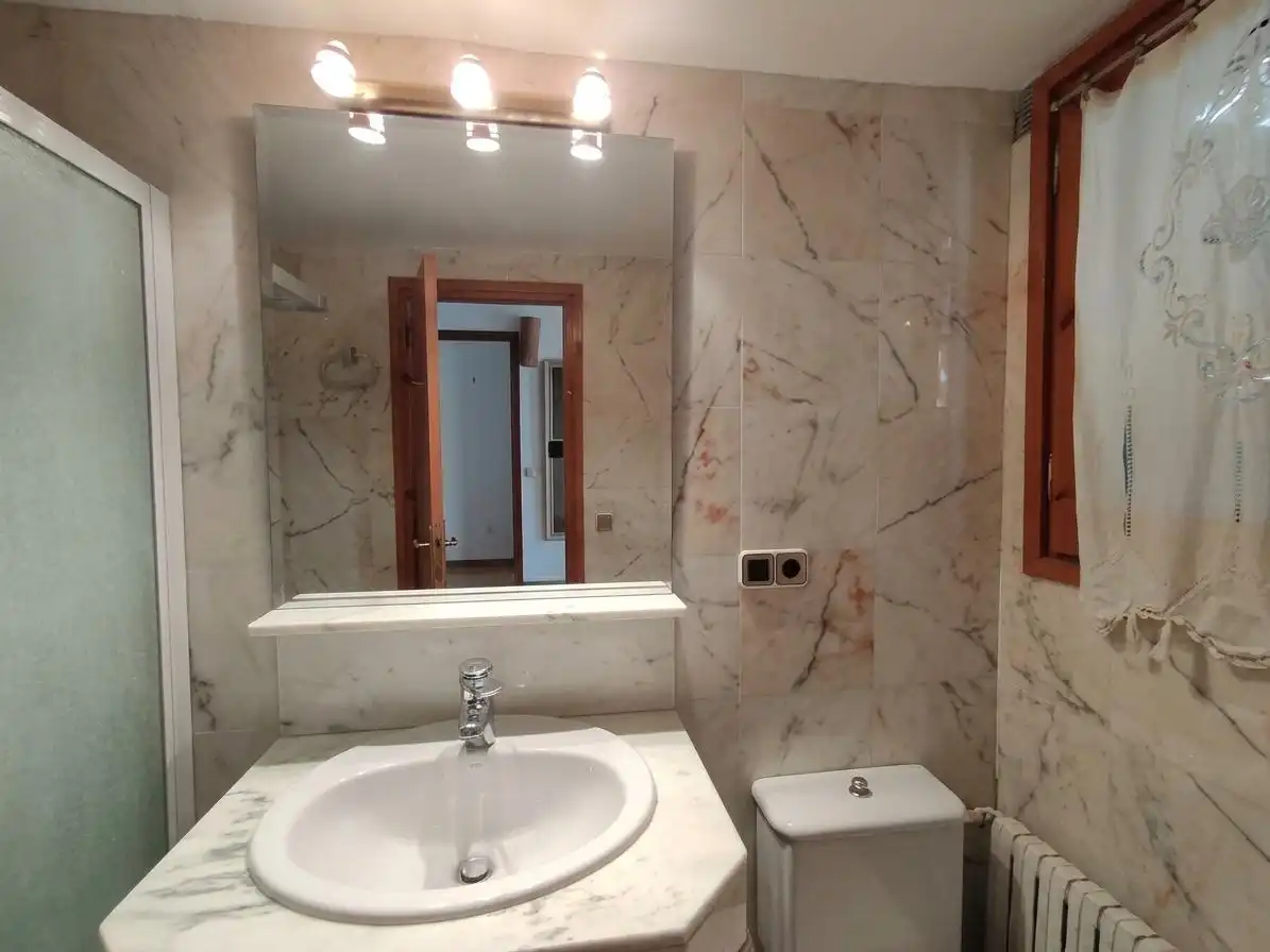 Flat 200 m² in Alàs i Cerc