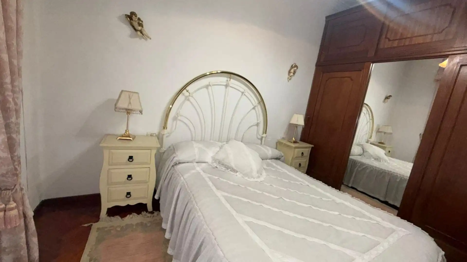Habitación 80 m², Ourense