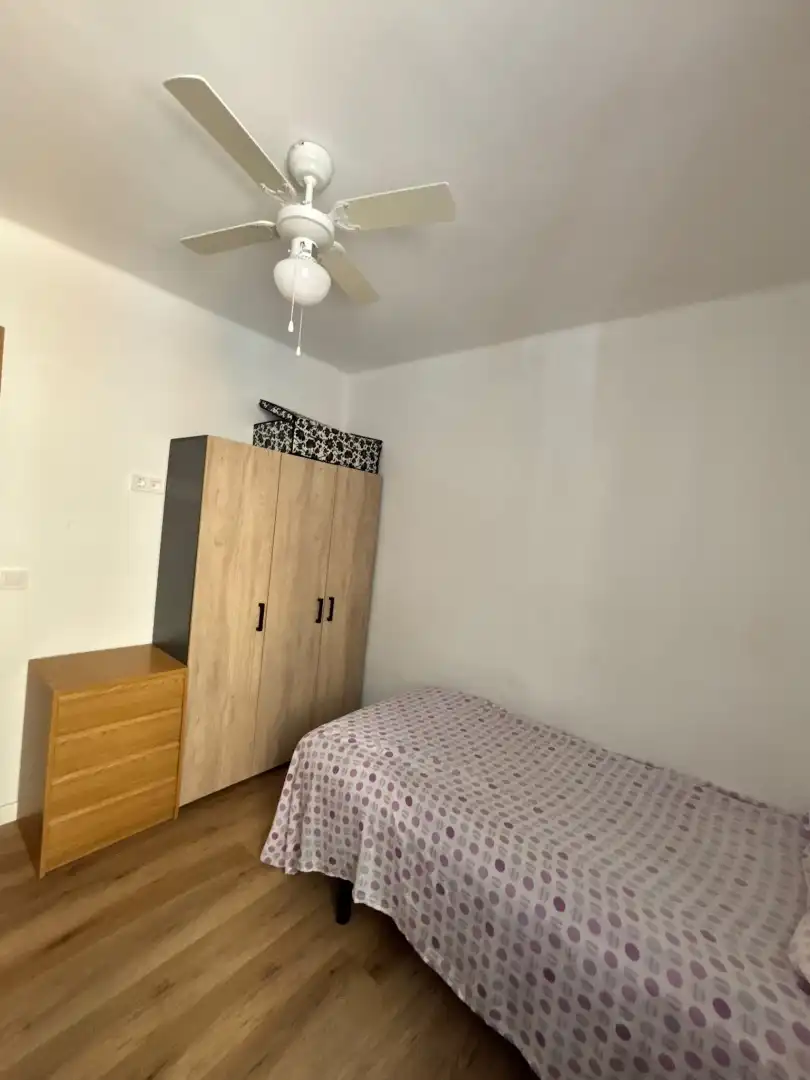 Habitació de lloguer, Burjassot