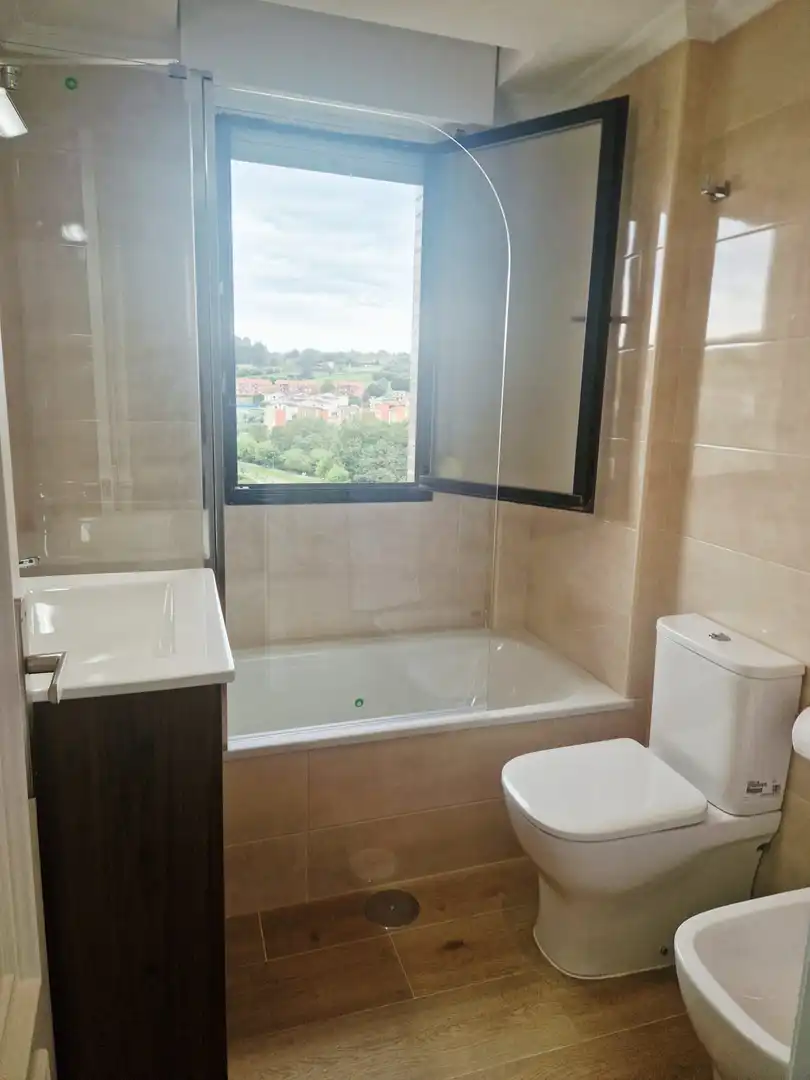 Piso de 85 m² en Castrillón