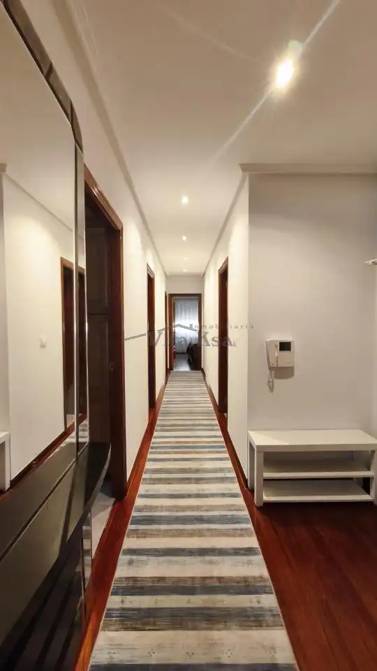 Wohnung 101 m² in Ourense