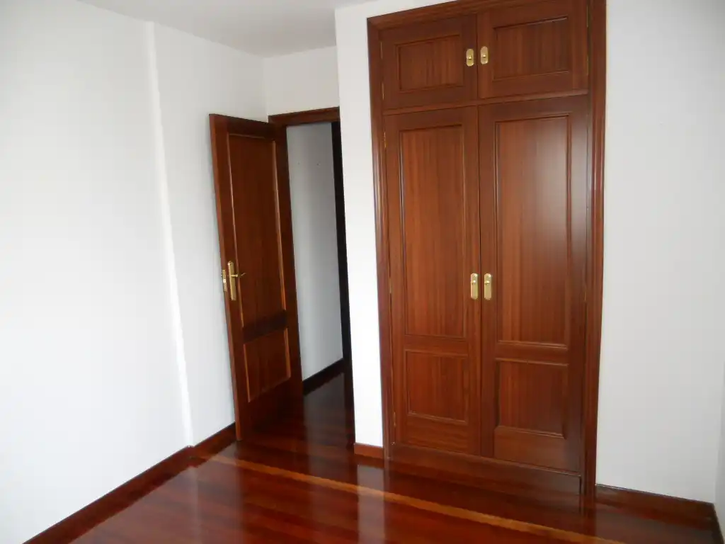 Piso de 100 m² en Santiago de Compostela