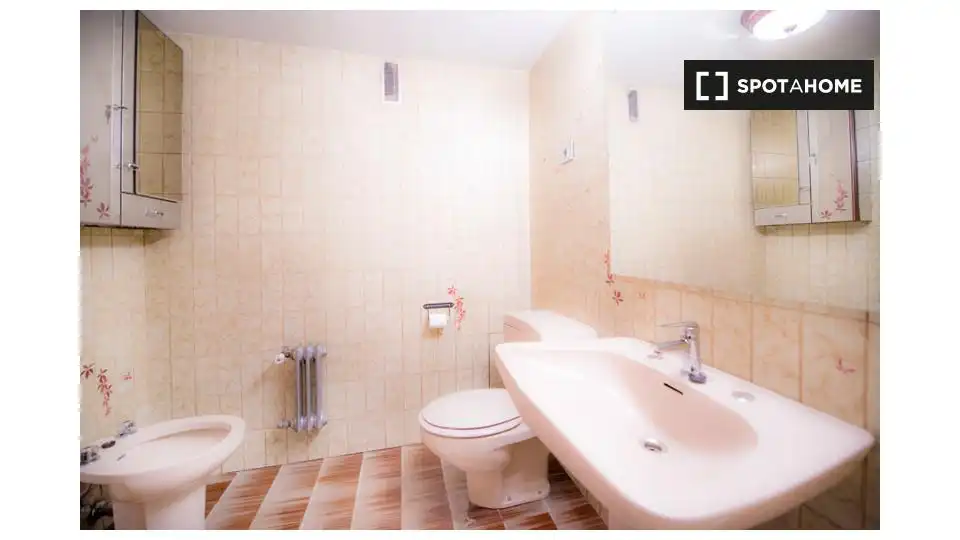 Habitación 127 m², Bilbao
