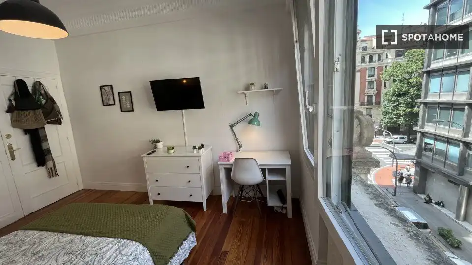 Habitación 196 m², Bilbao