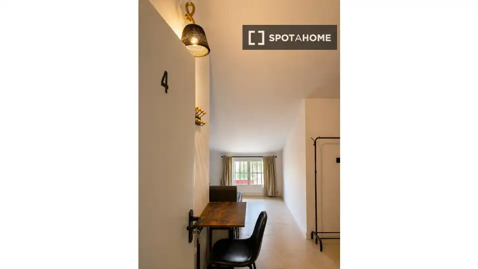 Habitación 451 m², Valencia