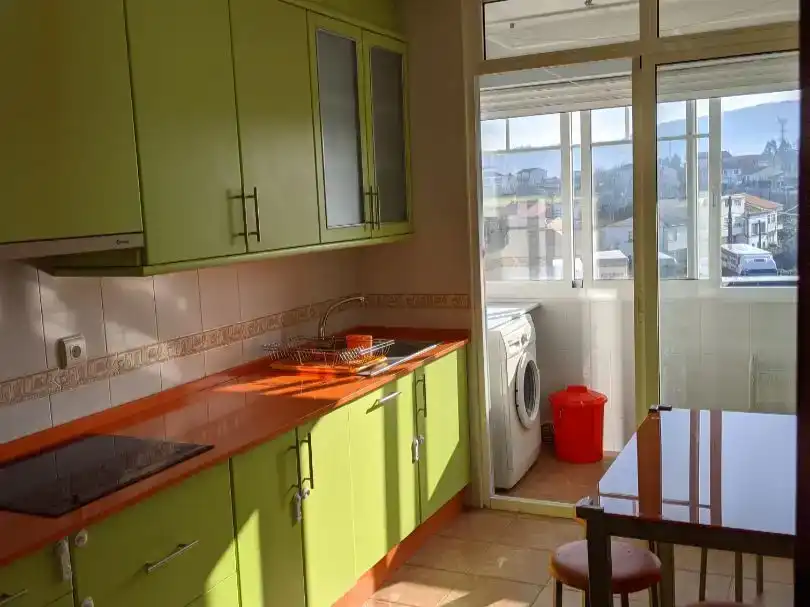 Piso de 90 m² en Narón