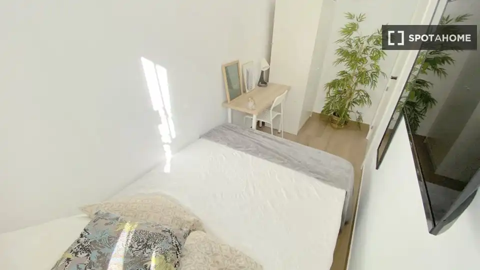 Habitación 200 m², Sevilla