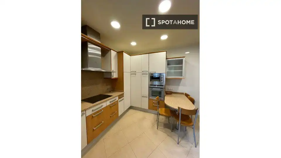 Habitación 173 m², Bilbao